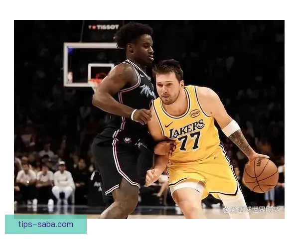 东契奇60分8连胜庆祝闭眼累瘫 湖人全队为他狂欢祝贺